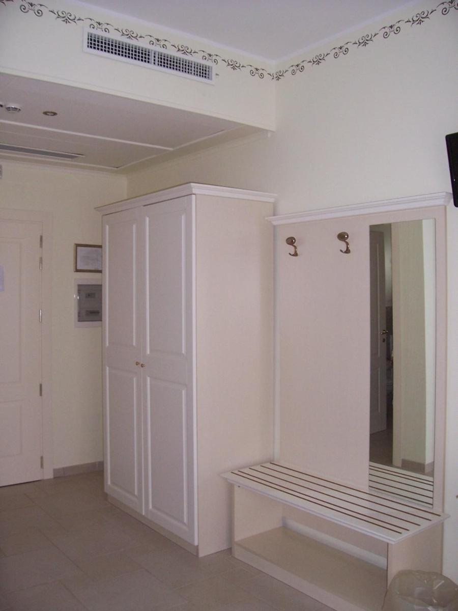 Hotel Madonna Delle Grazie Ceglie Messapica Room photo