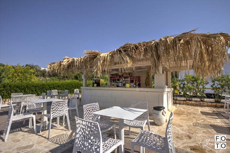 Hotel Madonna Delle Grazie Ceglie Messapica Exterior photo
